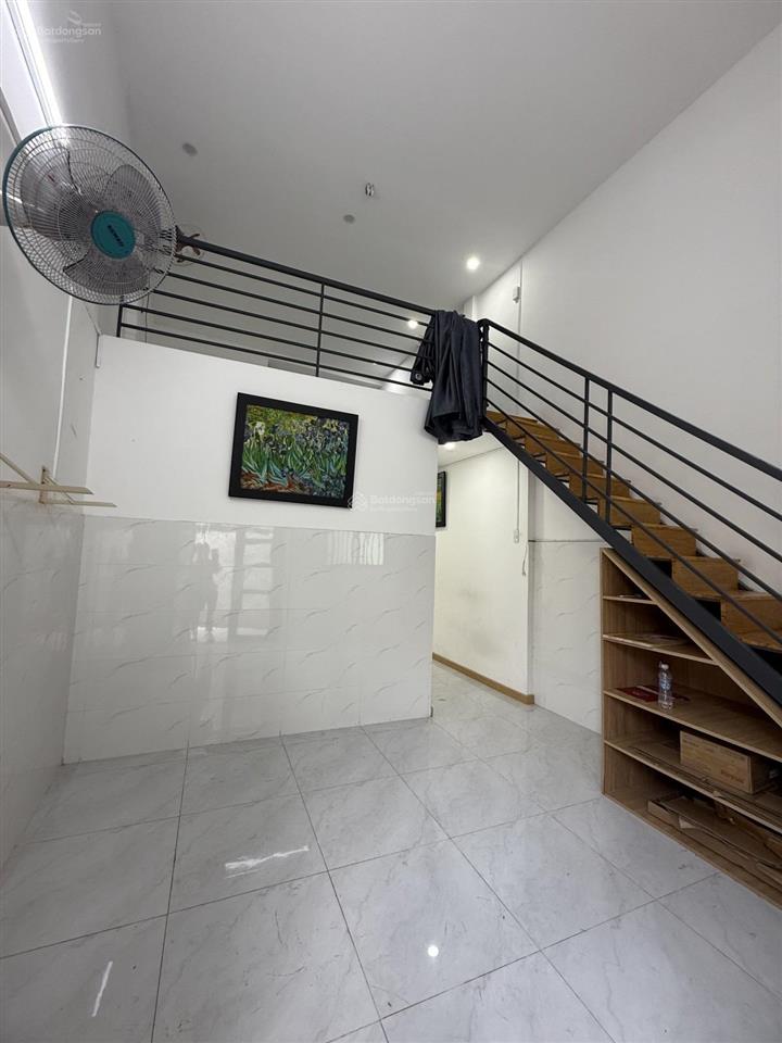 Chỉ 2.85 tỷ có nhà hộ khẩu tại quận 8, 39m2 2pn ko quy hoạch, sổ riêng