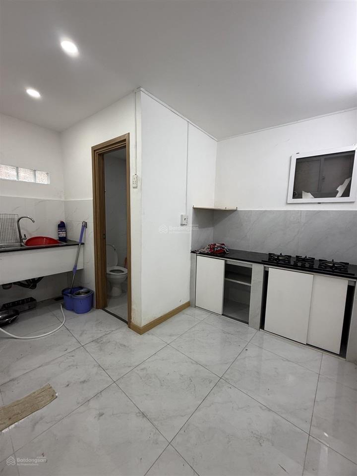 Chỉ 2.85 tỷ có nhà hộ khẩu tại quận 8, 39m2 2pn ko quy hoạch, sổ riêng