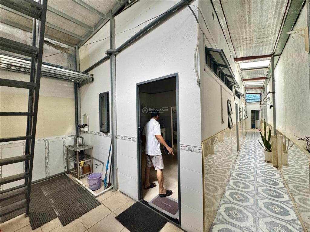Bán nhà 2 tầng, kề vạn phúc city, 109m2 ngang 5m, vuông vức giá chỉ 8.6 tỷ