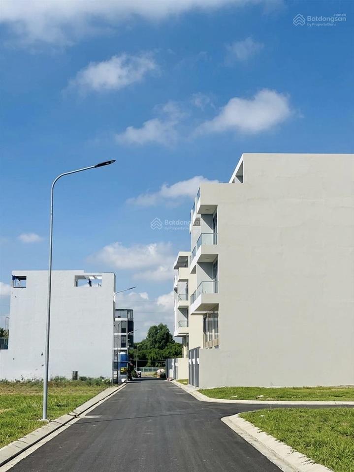 Cần bán đất thổ cư, sổ riêng, đường 6m thông tam bình, tp thủ đức  ngay metro