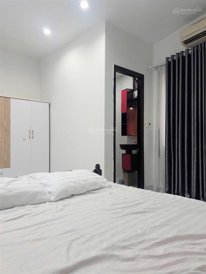 Cho thuê nhà mặt phố 3/2, 22 triệu, 100m2, 5pn, 6wc, giá ưu đãi!