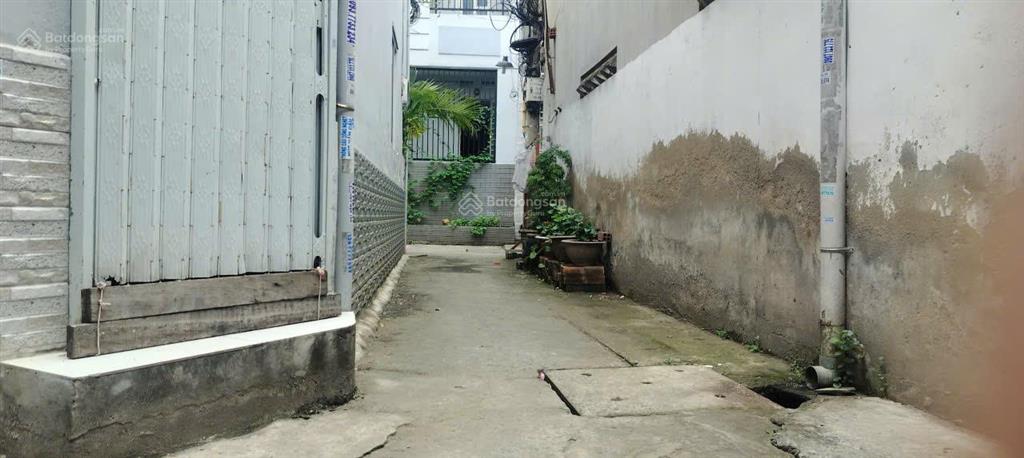 Bán nhà bông sao phường 5 quận 8  dt 59.4m, 1 lửng, sổ hồng riêng, p 5, q 8