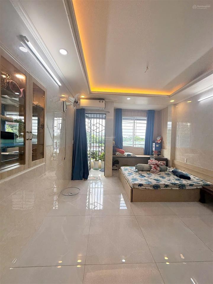 Bán nhà mặt tiền tân hiệp 14  vừa ở vừa kinh doanh  4 tầng đầy đủ nội thất, xã tân hiệp, hóc môn