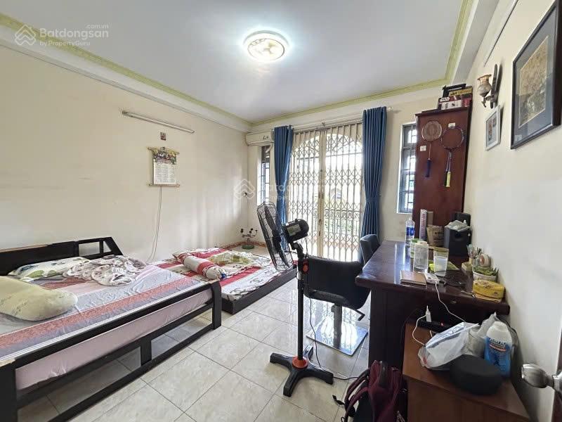 Bán nhà mặt tiền kinh doanh, huỳnh văn nghệ, dt  72m2, 4 tầng btct nhỉnh 9 tỷ  phường 12, gò vấp
