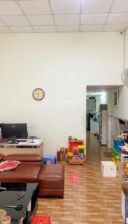 Bán nhà siêu phẩm gà đẻ trứng vàng thoại ngọc hầu, hẻm 10m sổ vuông a4  phường hoà thạnh, tân phú