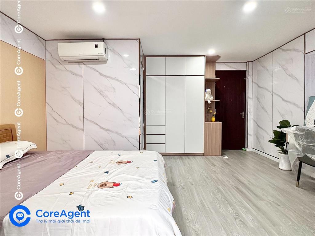 Studio ban công full nội thất mới xây
