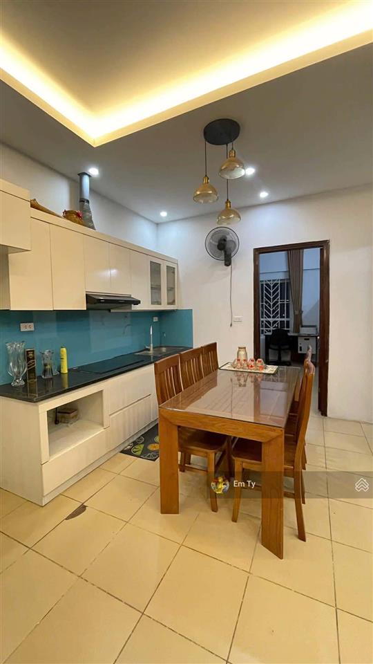 Chính chủ bán chung cư văn khê, view toàn hđ và kđt nam cường, lô góc 2 ban công, 3pn, 99m2, 5tỷ7