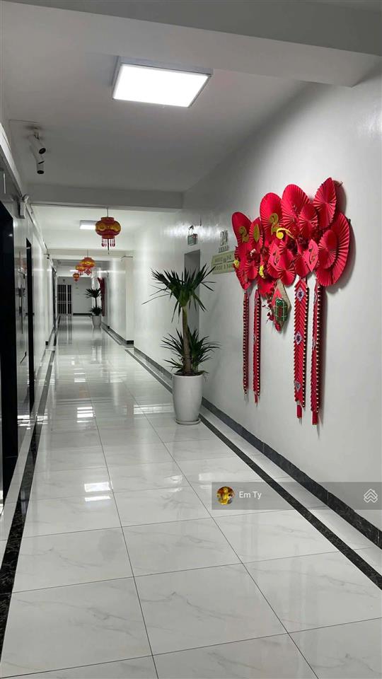 Chính chủ bán chung cư văn khê, view toàn hđ và kđt nam cường, lô góc 2 ban công, 3pn, 99m2, 5tỷ7