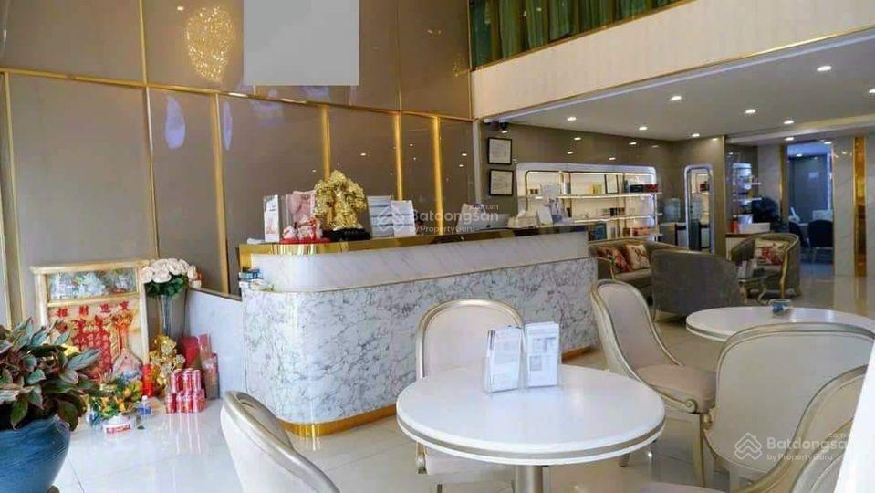 Tòa nhà mặt tiền 22 trần cao vân, quận 3, dt 10x20m, trệt 5 lầu