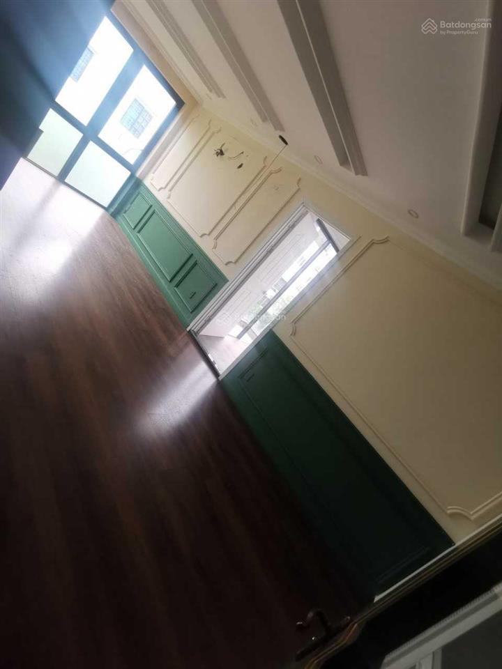 Căn góc 2 mặt tiền 3/2  hà đô view đẹp. 10x18m, trệt 3 lầu, giá 120tr/th,  0934 004 ***