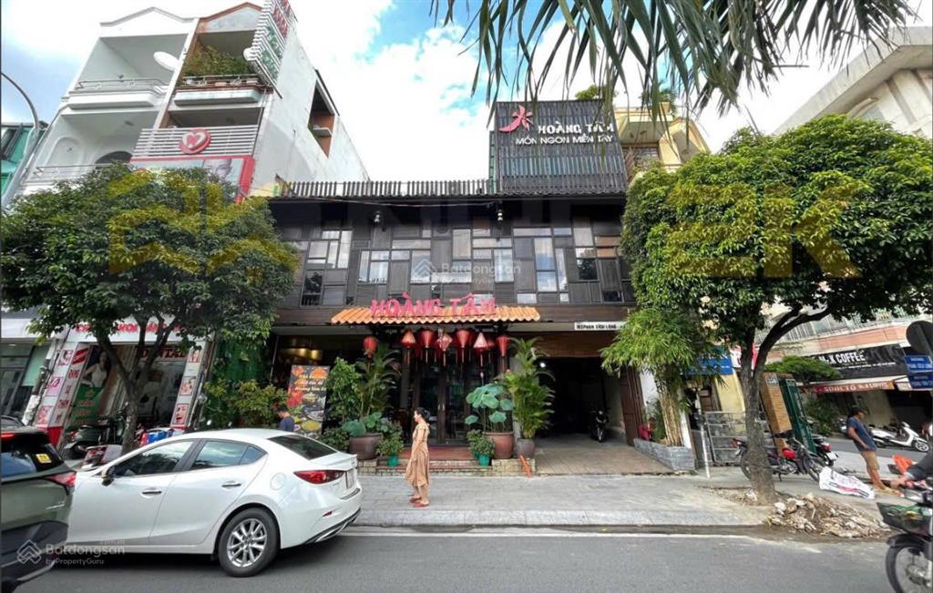 Biệt thự mặt tiền 352 phan xích long, phường 2, quận phú nhuận