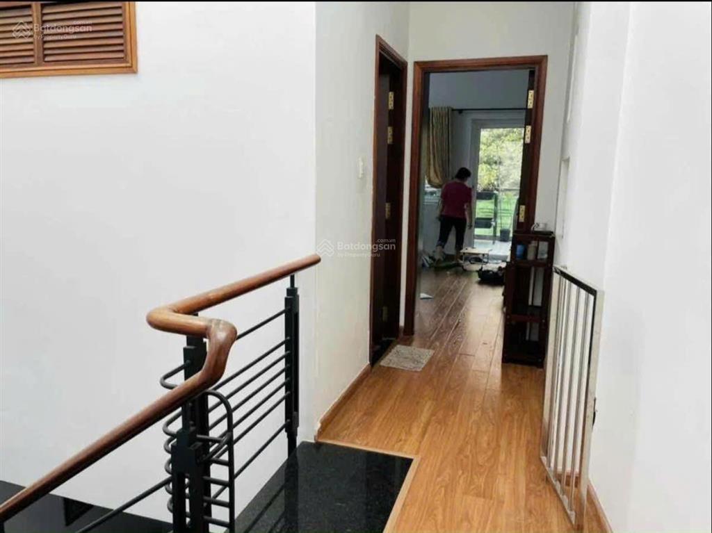 Cho thuê nhà hẻm kinh doanh ung văn khiêm dt 4x20m 2 tầng  giá 23tr