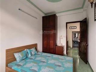 Nhà đẹp 4pn cho thuê nguyên căn lê quang định 4x20m giá quá rẻ 15tr