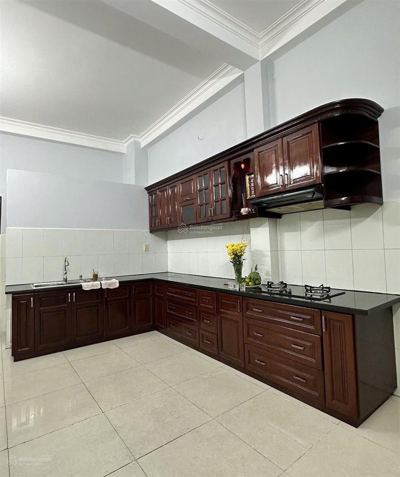 Mặt tiền kinh doanh xô viết nghệ tĩnh 4,5x20m 3 tầng giá 20tr