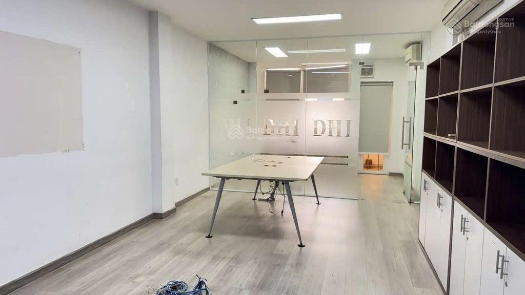 Mặt tiền kinh doanh xô viết nghệ tĩnh 4,5x20m 3 tầng giá 20tr