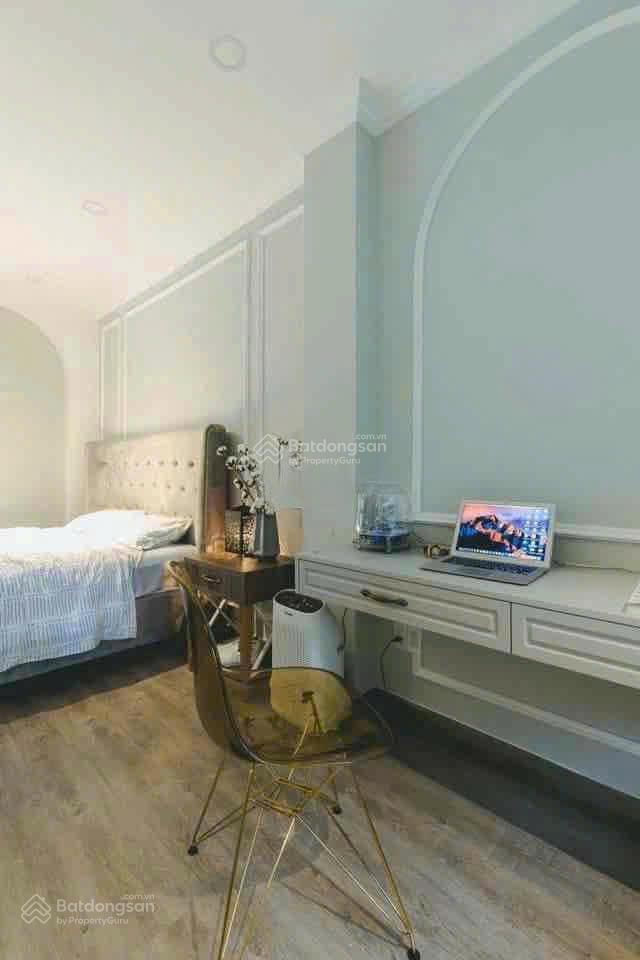 Chủ kẹt tiền bán lỗ nhà phạm văn đồng 5x19m 4 tầng chỉ 12 tỷ