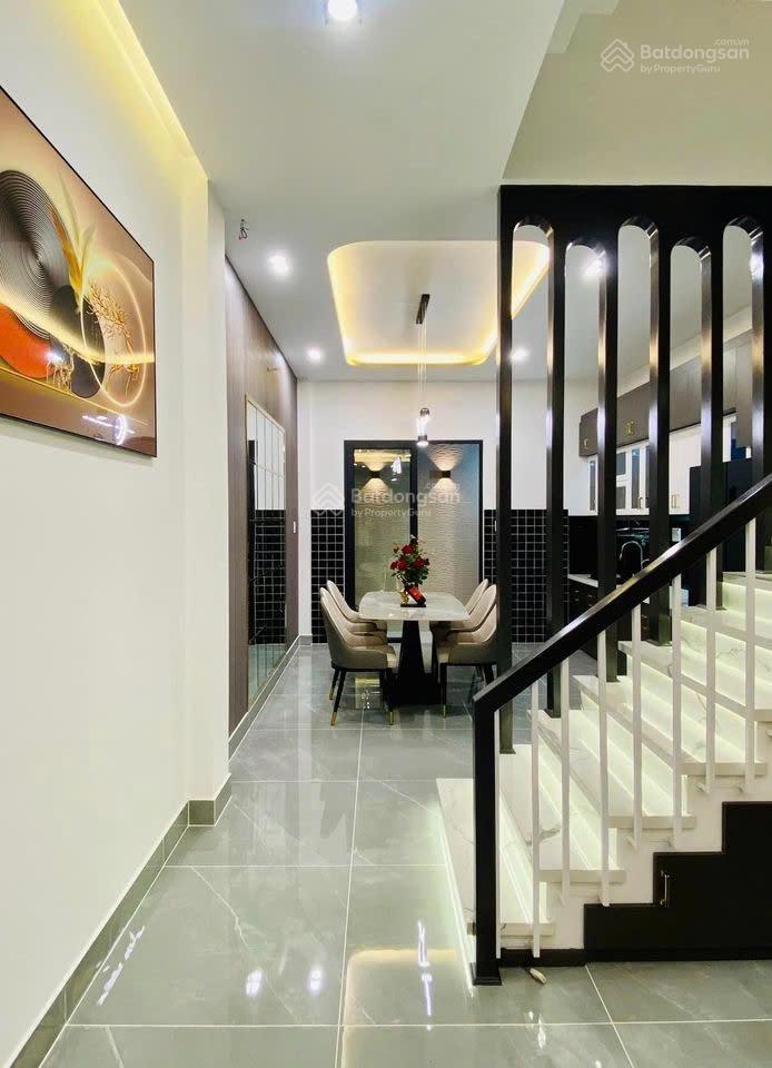 1tỷ970 còn tl mặt tiền tô ngọc vân 72m2 4pn 4wc shr, đầy đủ nội thất