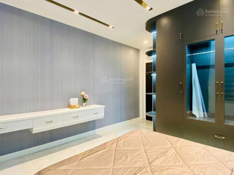 1tỷ970 còn tl mặt tiền tô ngọc vân 72m2 4pn 4wc shr, đầy đủ nội thất