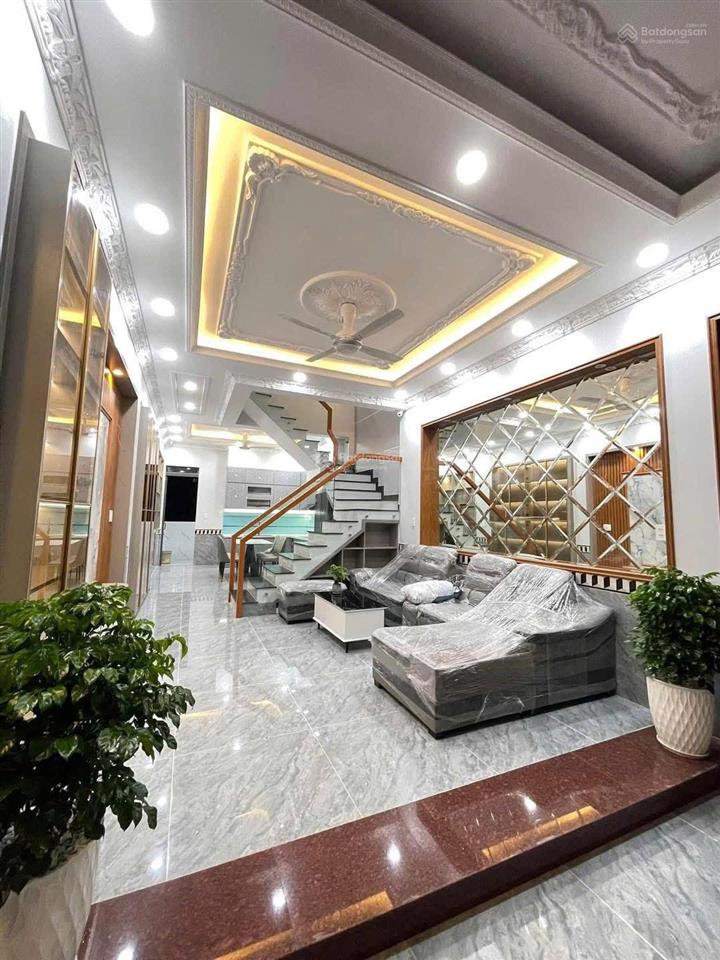 2tỳ180 còn tl mặt tiền võ văn ngân, thủ đức 65m2 shr đầy đủ nội thất