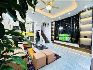 Mặt tiền lê văn việt, q9 72m2 shr đầy đủ nội thất