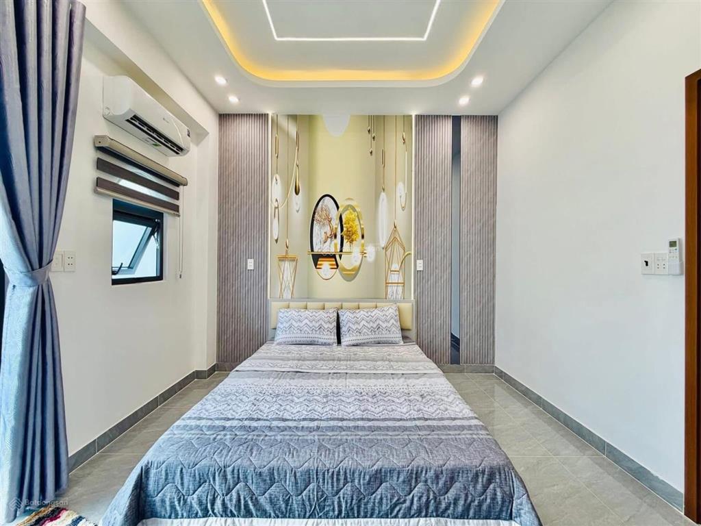 2tỷ150 còn tl mặt tiền huỳnh tấn phát, nhà bè, 72m2, shr, đầy đủ nội thất