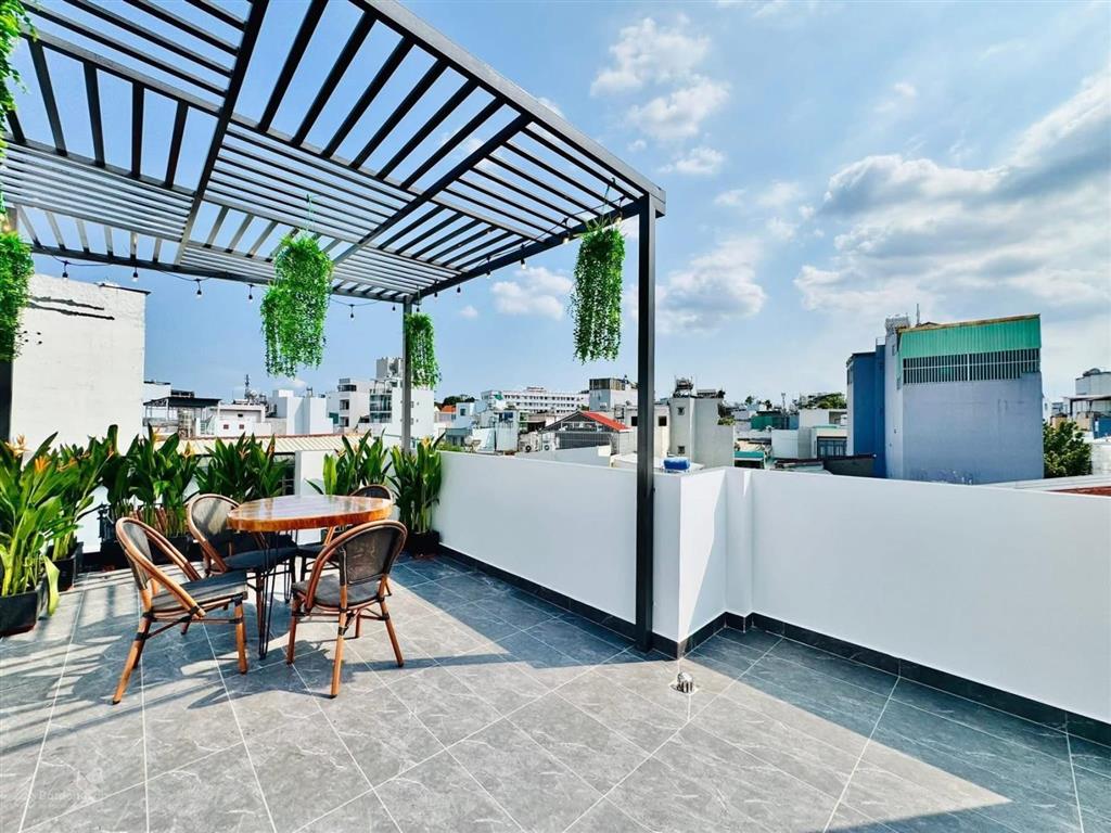 2tỷ470 còn tl mặt tiền hai bà trưng, q1, 72m2, shr đầy đủ nội thất