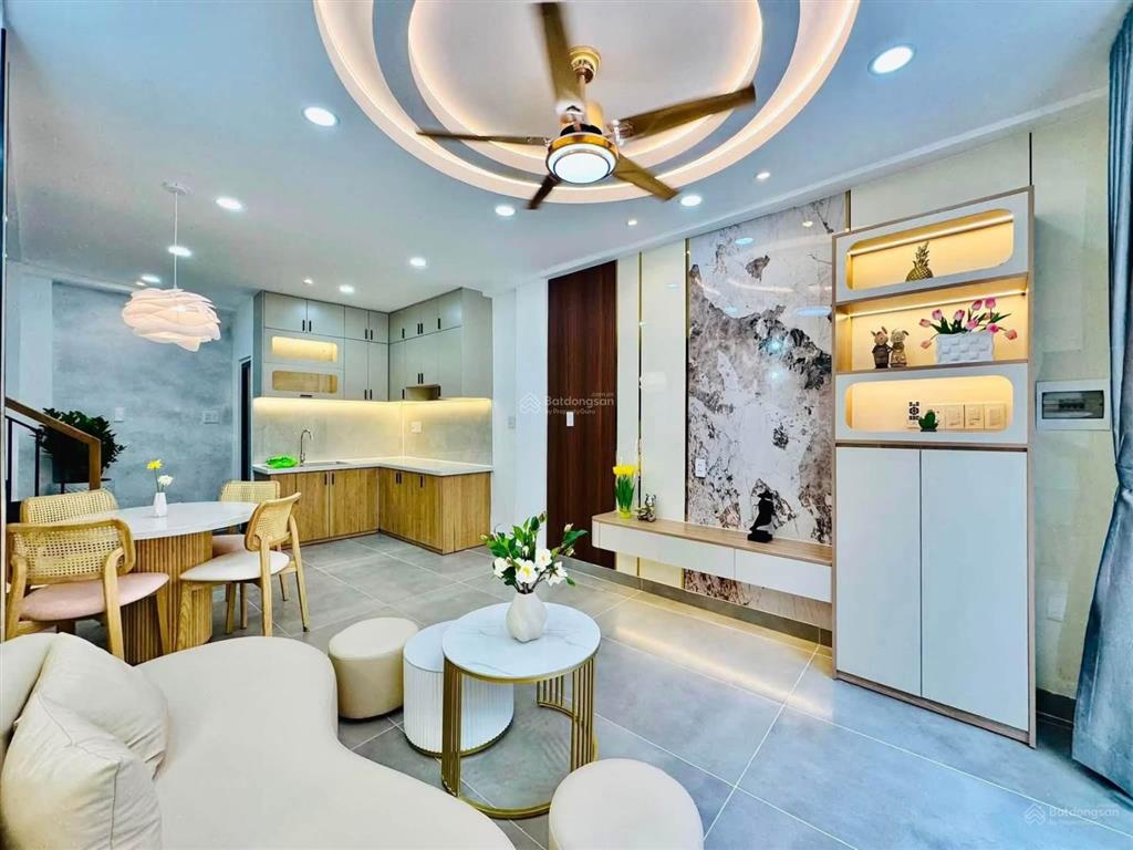 3 tỷ 070 còn tl mặt tiền tú xương, q3 72m2 shr đầy đủ nội thất