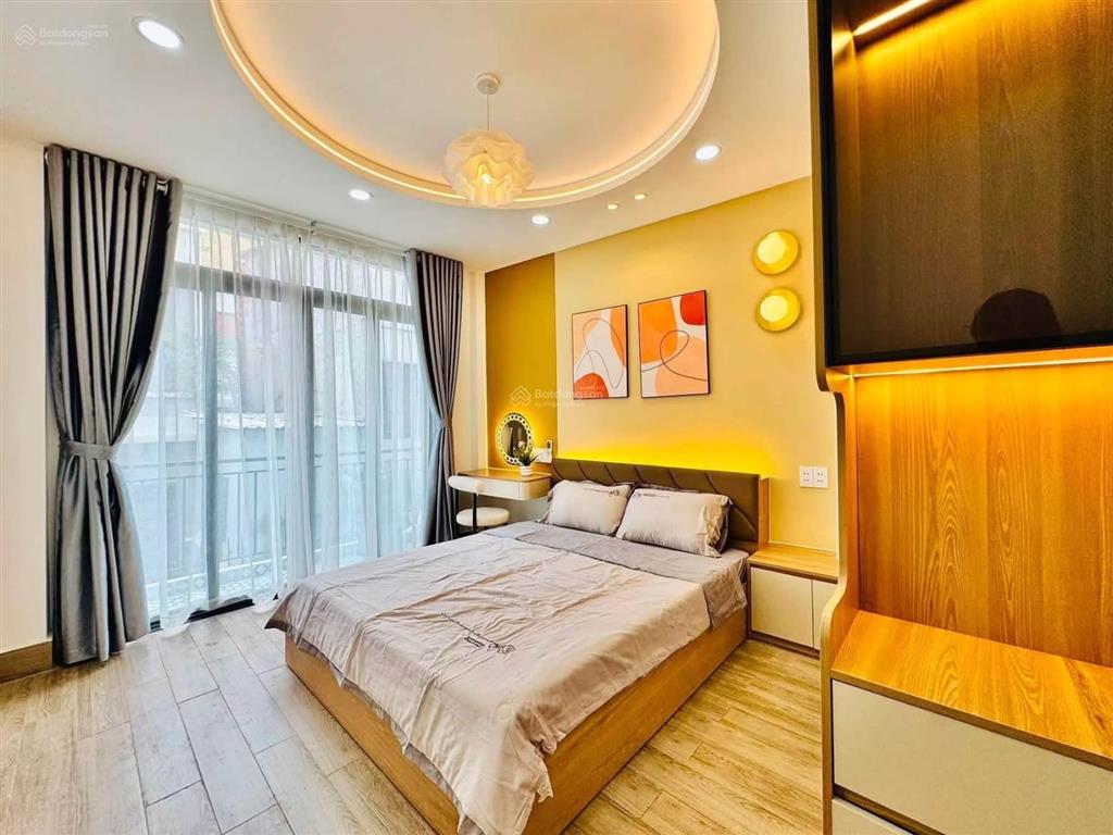 3 tỷ 070 còn tl mặt tiền tú xương, q3 72m2 shr đầy đủ nội thất