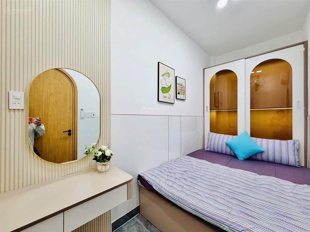 Mặt tiền nguyễn thiện thuật, quận 3 72m2, shr, đầy đủ nội thất