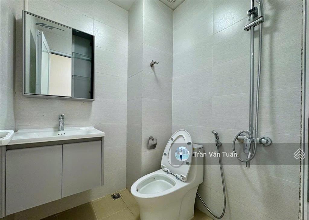 Bán căn hộ cc mhdi  đình thôn, giá rẻ nhất thị trường, 75m 3pn + 2wc, full nội thất đẹp, giá 6.3tỷ