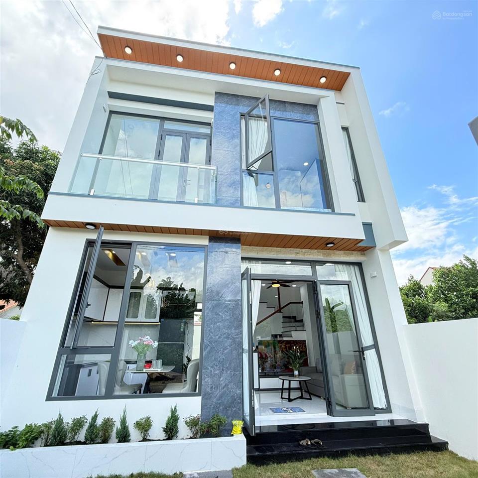 Bán nhanh nhà mới 100% giá rẻ ngay thị trấn diên khánh đường ô tô 4m, đã hoàn công