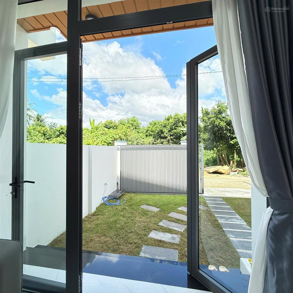 Bán nhanh nhà mới 100% giá rẻ ngay thị trấn diên khánh đường ô tô 4m, đã hoàn công