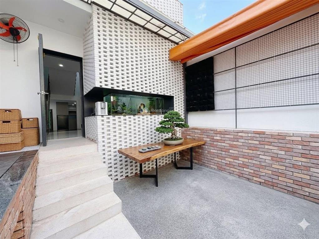 Quận 7  12 tỷ 8  nhà đẹp 4 tầng  100m2  ngang 5m ô tô nằm trong nhà