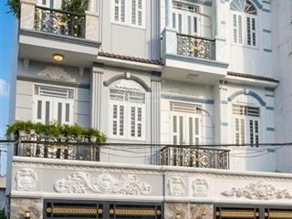 Chỉ 5 tỷ 5  oto đến nhà  nhà 3 tầng  50m  đường 5m  4pn  ngay cầu phú xuân