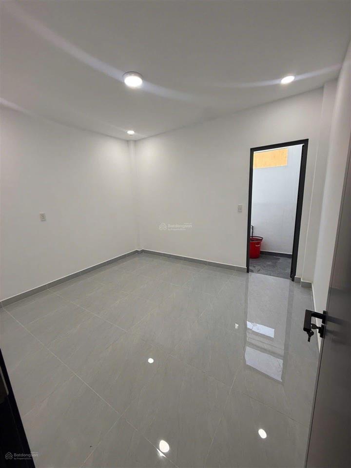 Liền kề quận 7  4 tỷ 890  nhà mới 100m  ngang 4m  3pn  ngay cầu phú xuân