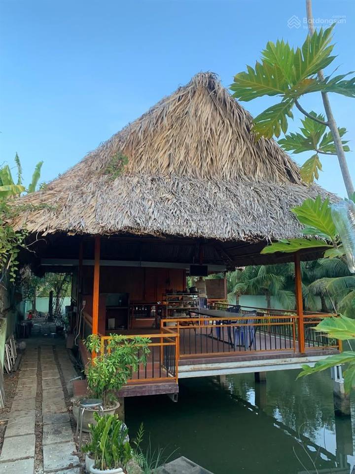 Lê văn lương  2 tỷ 690  nhà vườn nghỉ dưỡng 654m  view sông