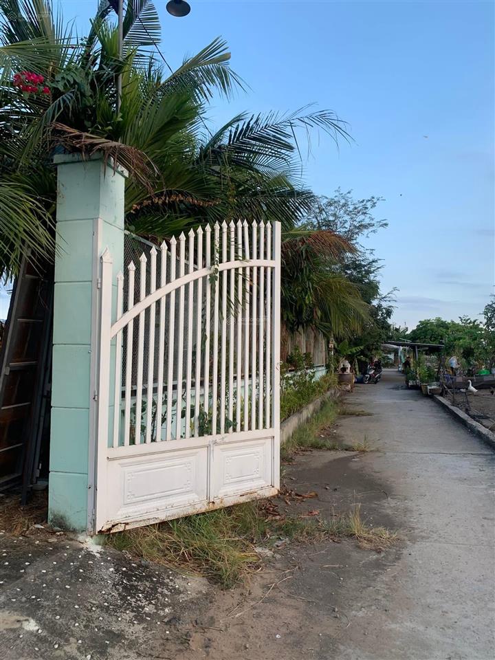 Lê văn lương  2 tỷ 690  nhà vườn nghỉ dưỡng 654m  view sông