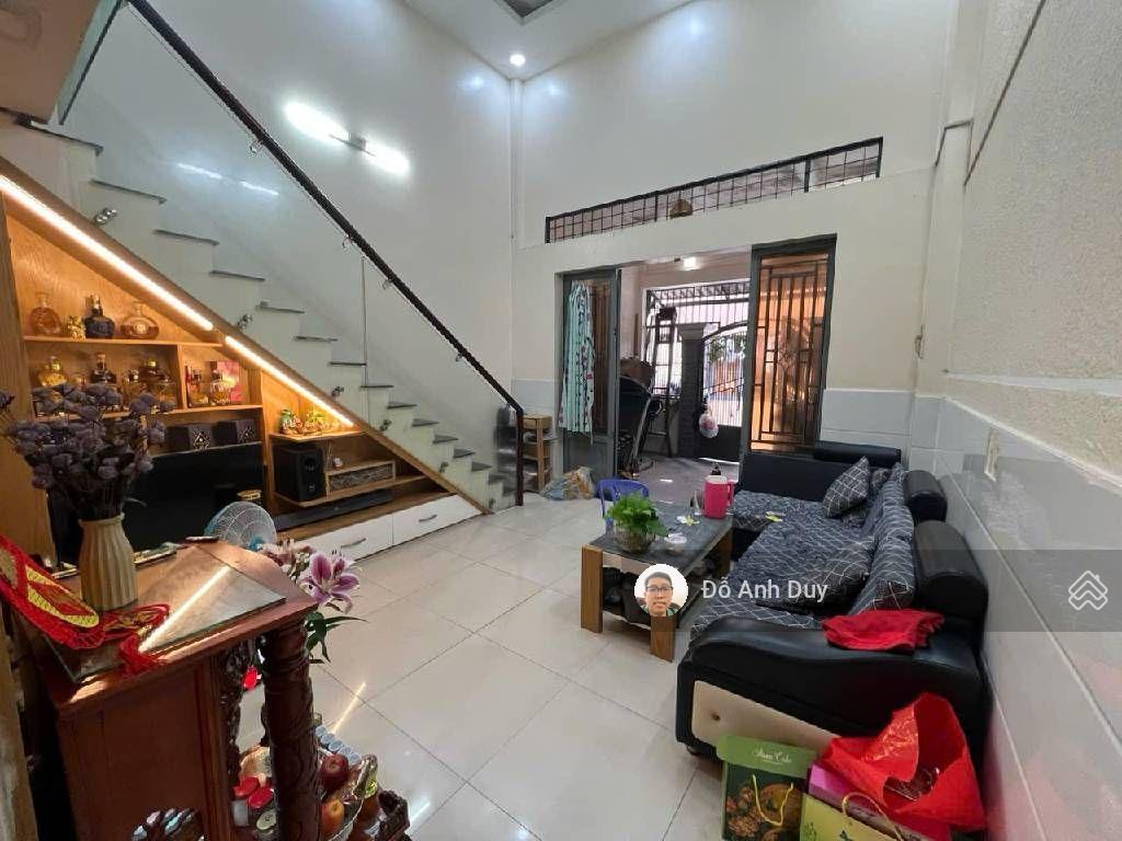 Nhà ngay nguyễn sỹ sách 65 m 4 tầng 6.7 tỷ hẻm oto thông