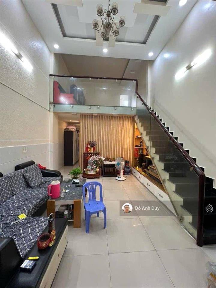 Nhà ngay nguyễn sỹ sách 65 m 4 tầng 6.7 tỷ hẻm oto thông