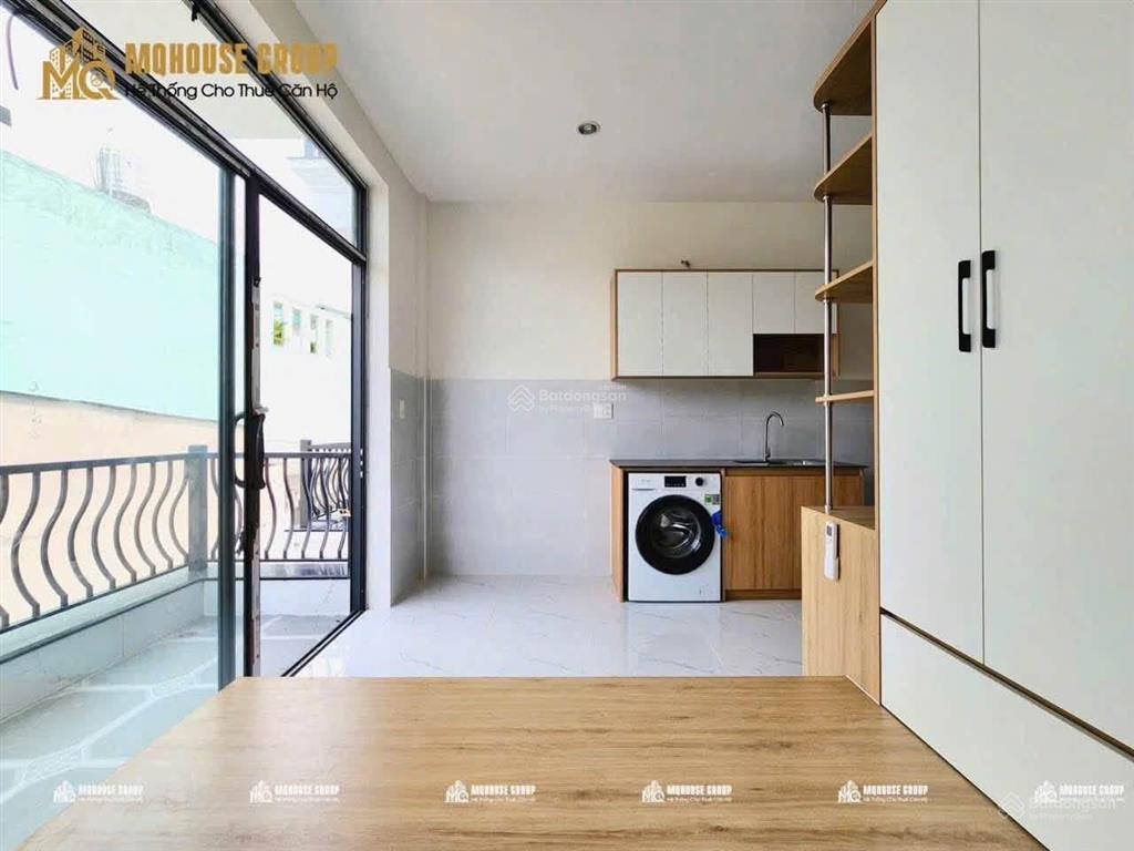 Khai trương phòng căn hộ ban công riêng đầy đủ nội thất mới