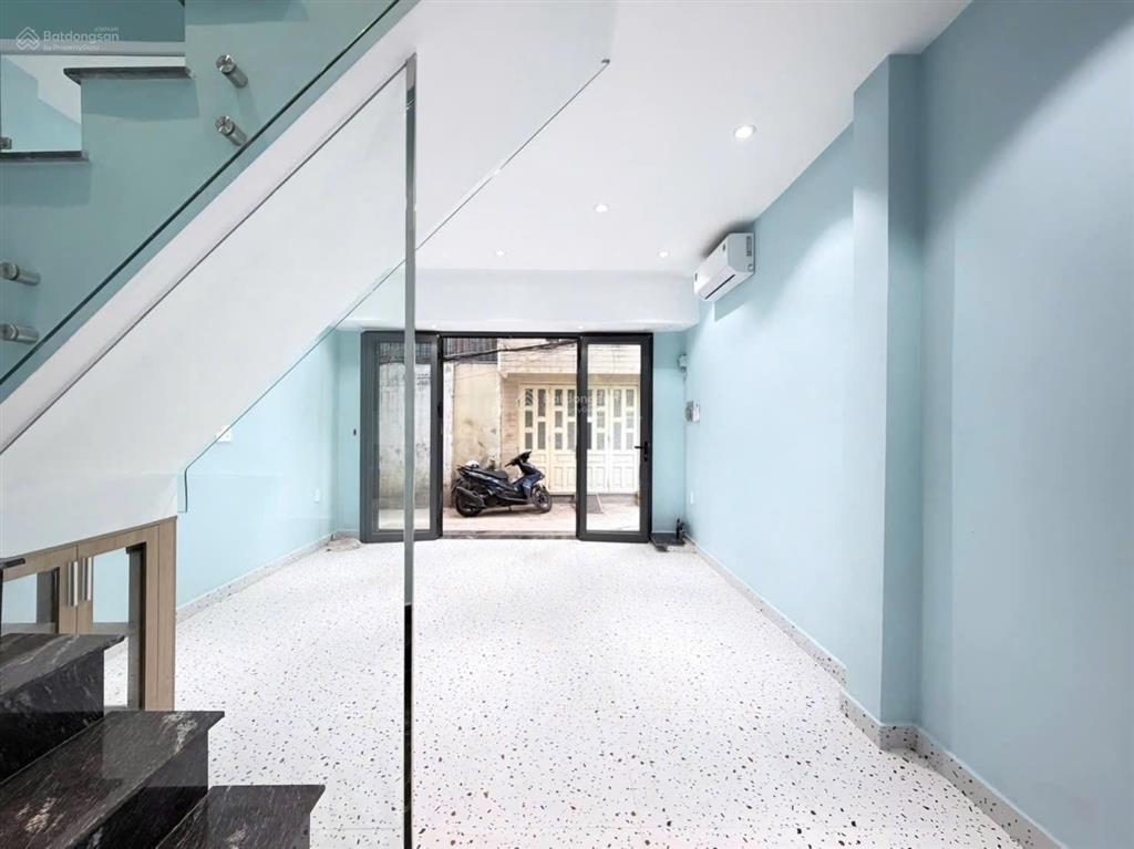 Nhà đẹp nội thất xịn  40m2 vuông vức  2 phòng ngủ  bùi đình túy, bình thạnh  hơn 4 tỷ