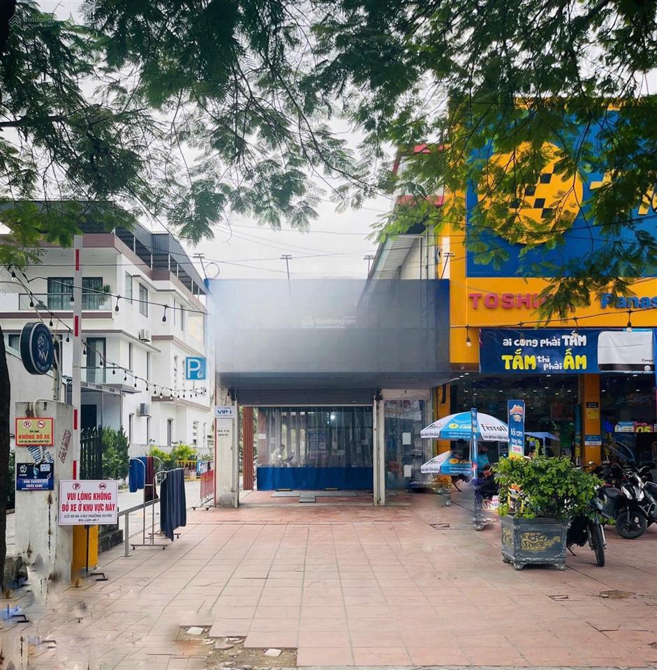 Cho thuê mặt bằng kinh doanh rộng 288m2