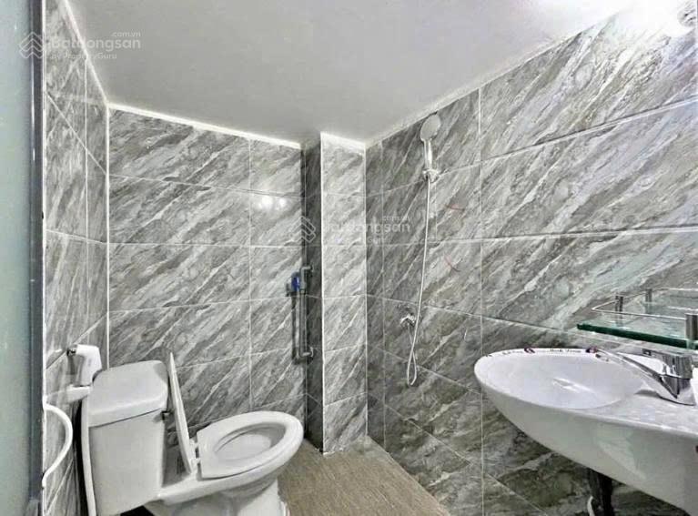 Cần bán dãy trọ 12 phòng đường quang trung, quận 9