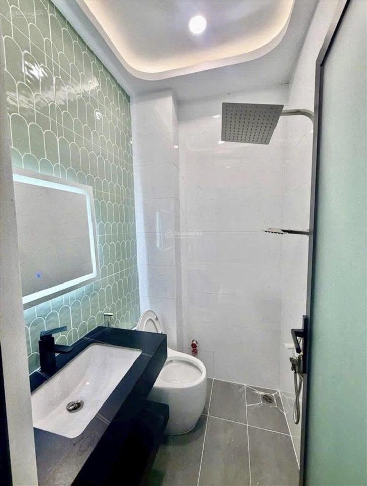 Hđ thuê 23tr/tháng  bán căn nhà riêng đường hồ bá phấn, quận 9