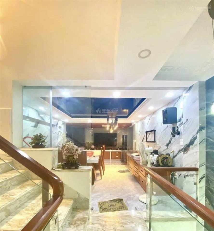 Hđ thuê 22tr/tháng  bán căn nhà đường trương văn hải, quận 9