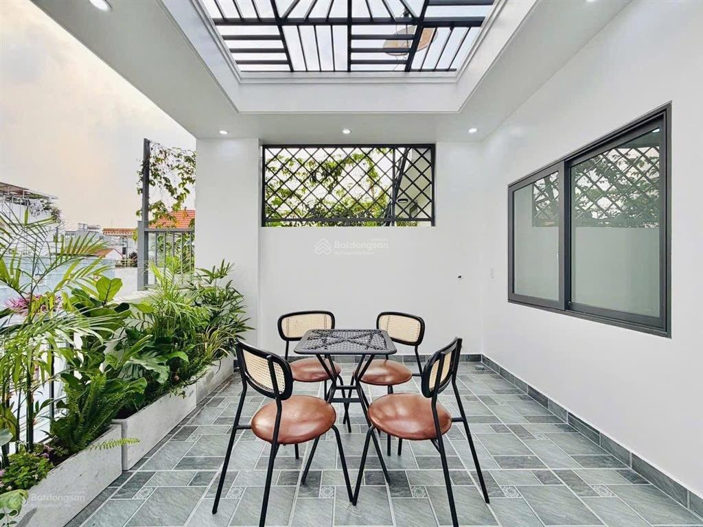 3ty860  hđ thuê 22tr/tháng  bán căn nhà đường phạm văn đồng, thủ đức
