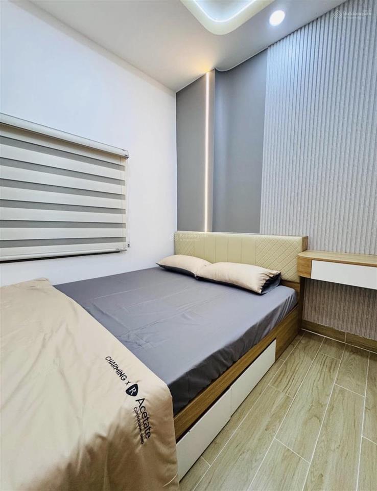 Bán căn nhà riêng đang cho thuê 18tr/tháng đường nguyễn hữu thọ, quận 7