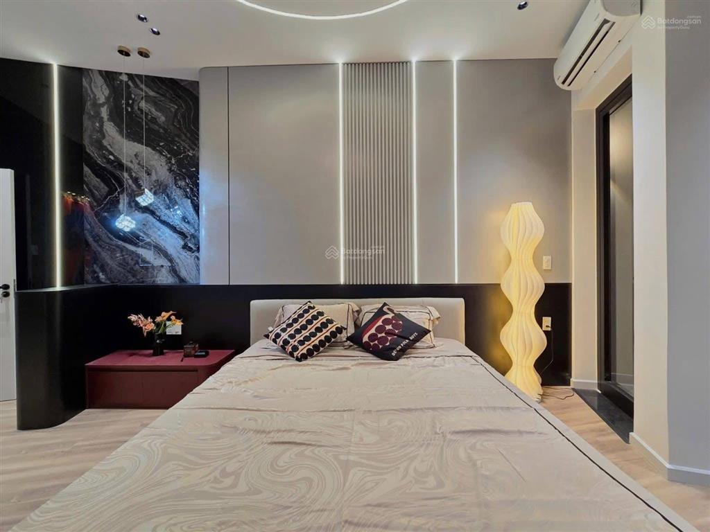 2 tỷ 380 còn thương lượng nhà phan văn trị, gò vấp 4pn 4wc