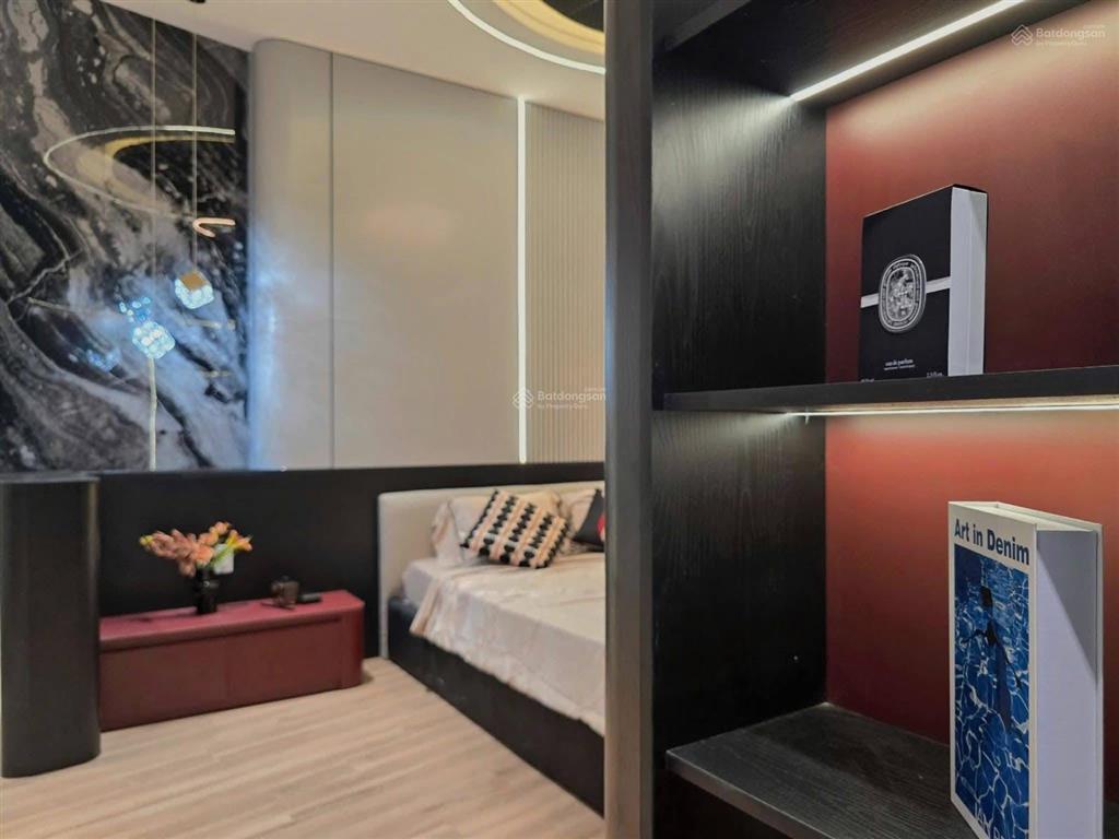 2 tỷ 380 còn thương lượng nhà phan văn trị, gò vấp 4pn 4wc