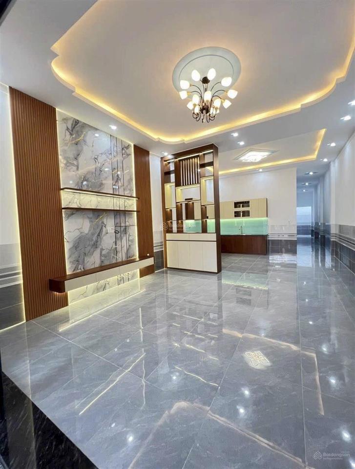 2 tỷ 080 triệu ra nhanh căn nhà đỗ xuân hợp q9  hđ thuê 17tr/tháng